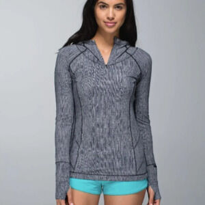 Lululemon Water Bound Hoodie Burlap Texture Black Dune / Black Sz  6